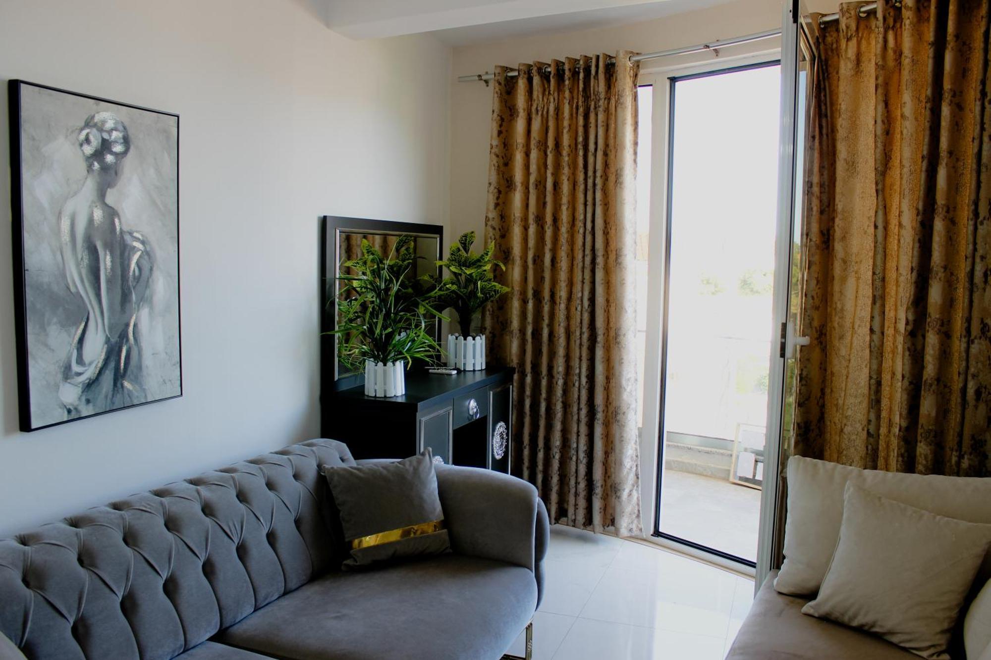 M&H Apartments อุลซิน ภายนอก รูปภาพ
