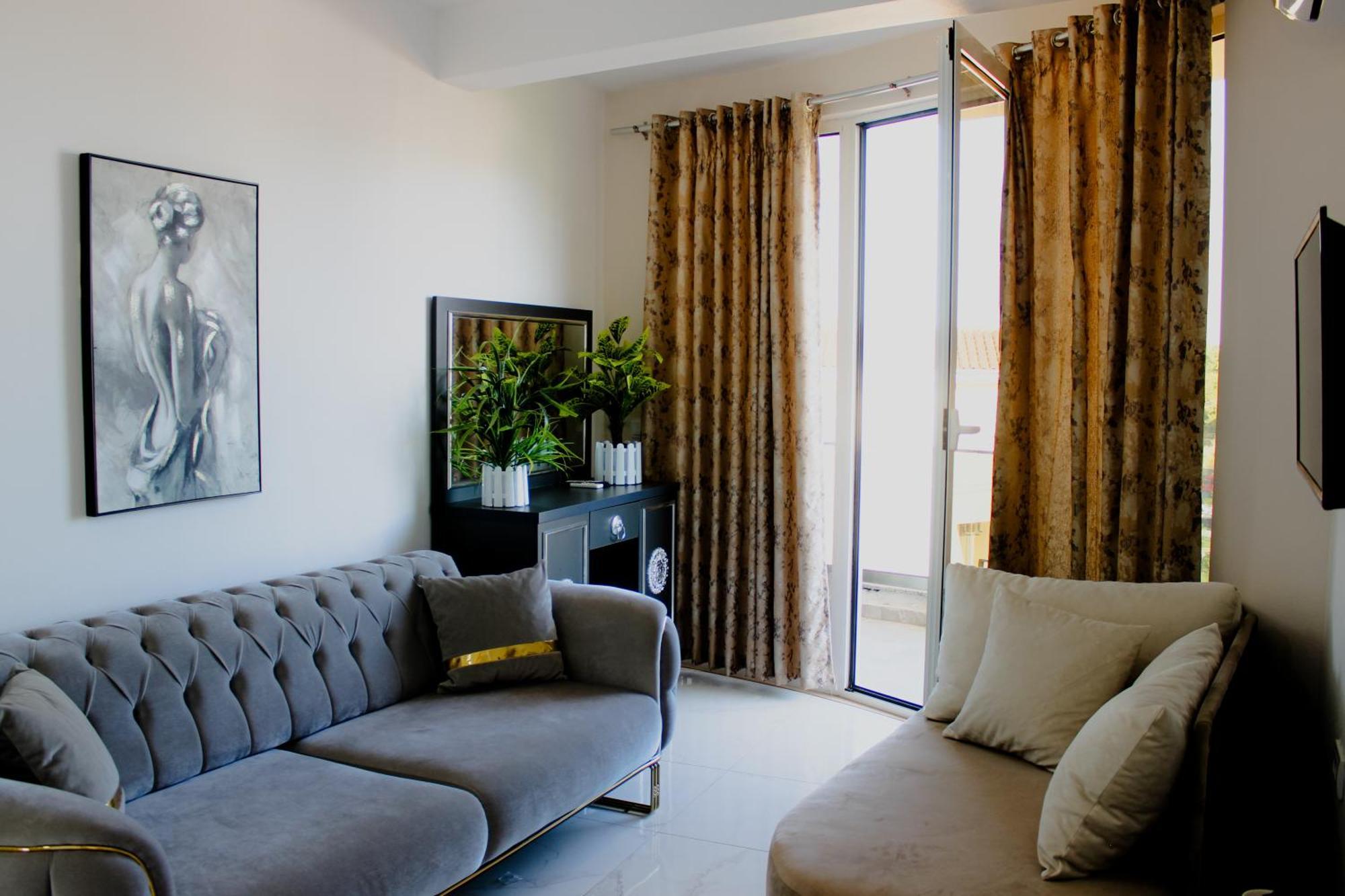 M&H Apartments อุลซิน ภายนอก รูปภาพ
