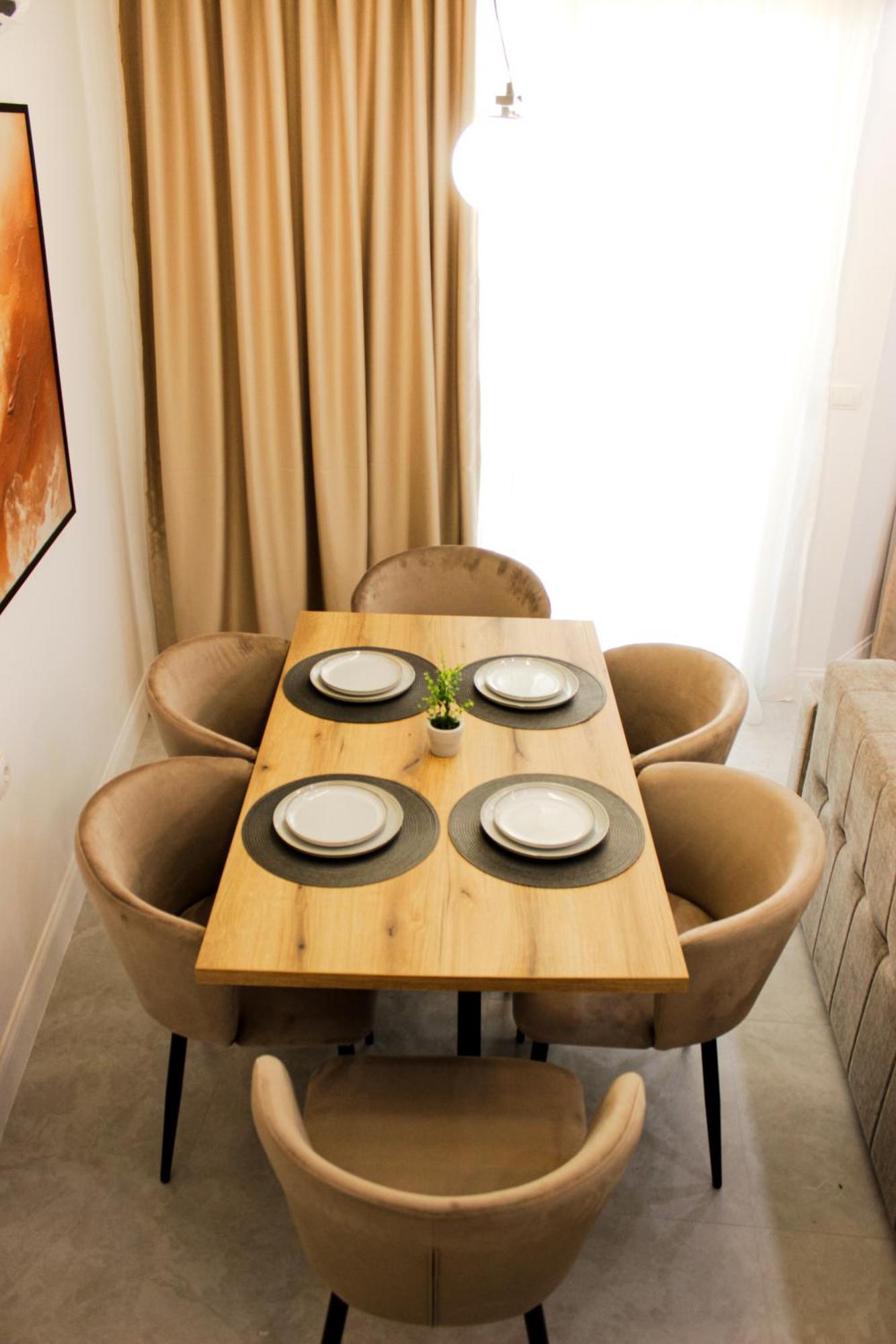 M&H Apartments อุลซิน ภายนอก รูปภาพ