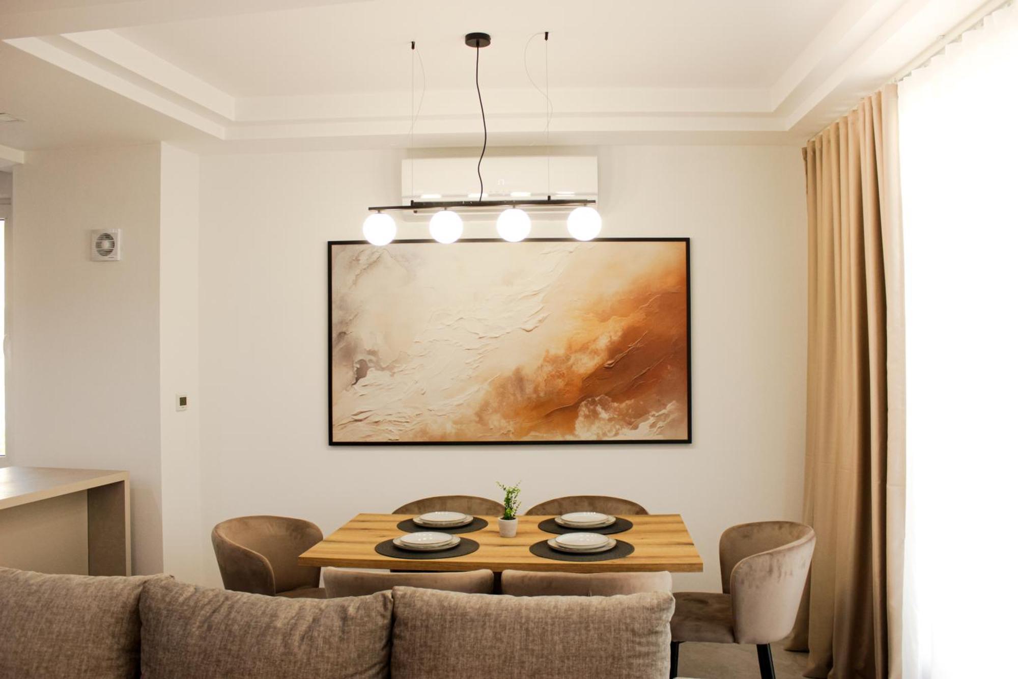M&H Apartments อุลซิน ภายนอก รูปภาพ
